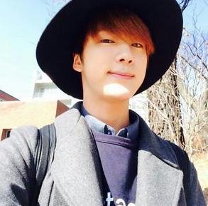Bts_JinSeok04's tweet photo. http://t.co/jEYGESRJO1