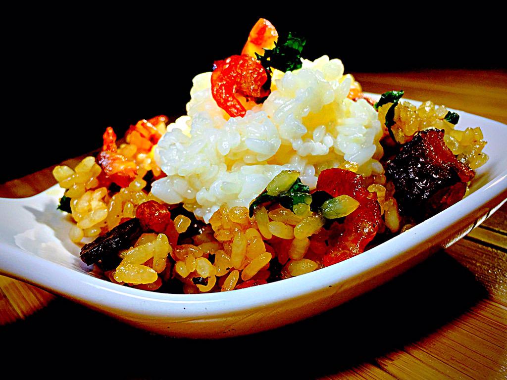MandarinClinic's tweet photo. White Rice Pudding on stir-fried glutinous rice http://t.co/mbqWePdxSq