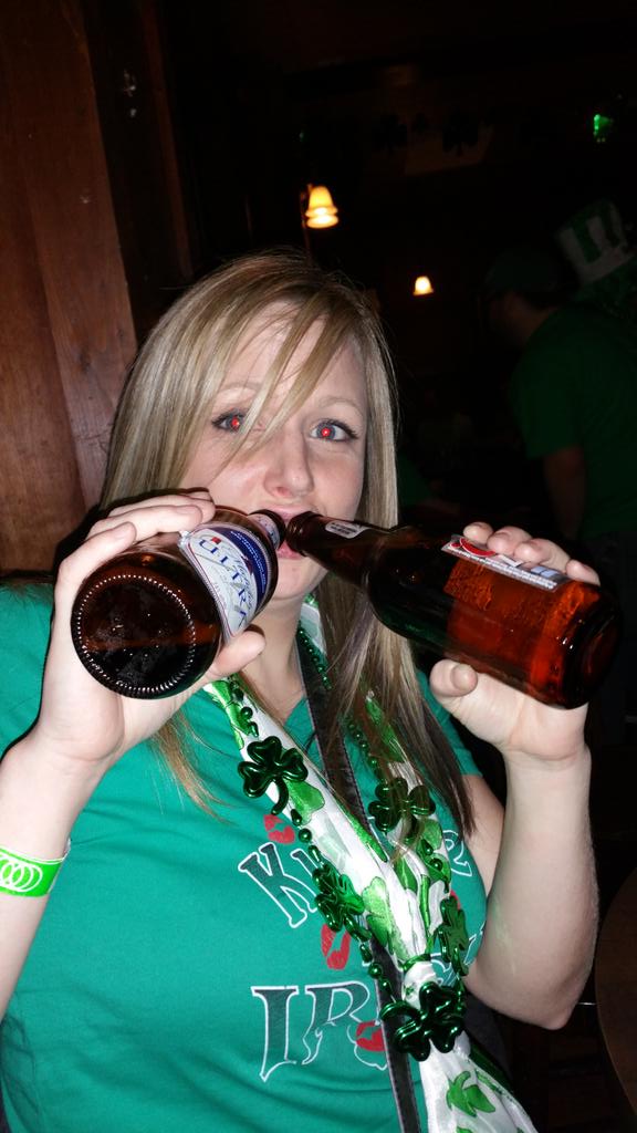king183's tweet photo. @oreillys_pub 
had the best night eveerrrrrr.
thank you !! http://t.co/l2rnIno85V