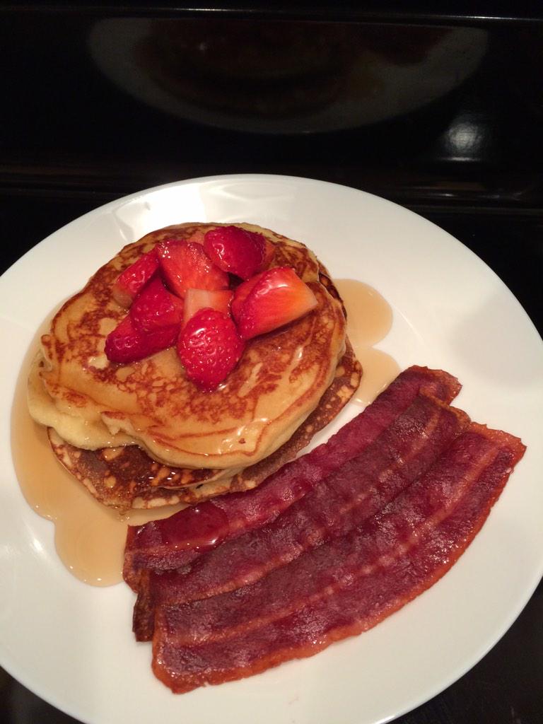 My new fav pancake! #HappySunday #SundayFunday #sundaybrunch