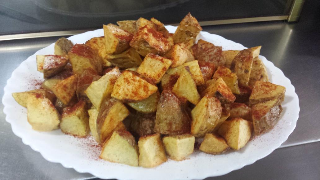 Nuestras sabrosas bravas!!! <a href="/AlexTamames/">Granotístico</a>