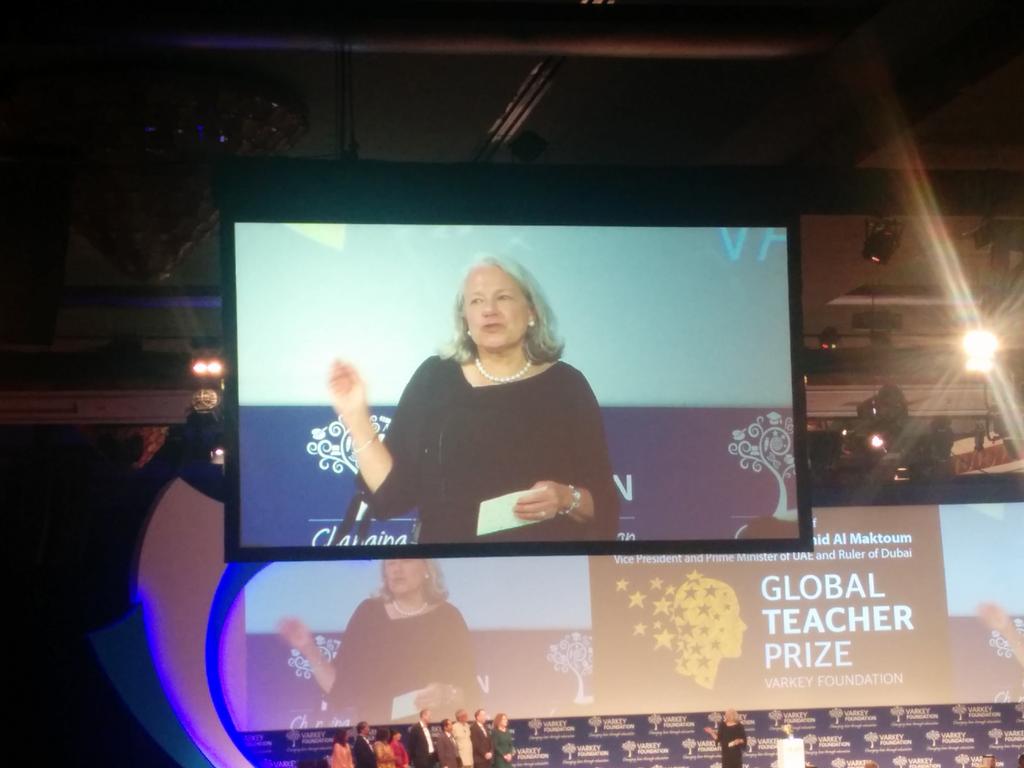 Nancy Atwell wins Global Teacher Prize. #GESF  #VarkeyFoundation