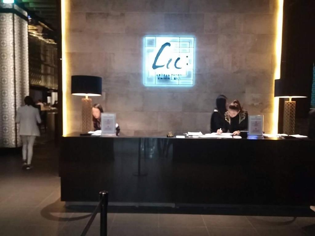 CraziestPatsy's tweet image. WhiteWeekend Party
Lu: Korean Dinning Bar
#Coex #Whiteday #Lu:
