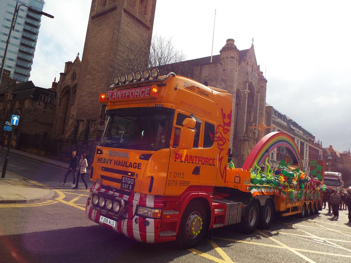 Maypolemedia's tweet photo. @PlantforceLeeds  lorry with St Patricks School at the #Leeds #StPatricksDayParade 2015. http://t.co/3YmFLbWjqK