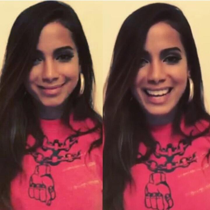 ittakesani's tweet photo. @Anitta sempre, pra TUDO o que precisar estaremos com você! PorVocêPraVocêAnitta #VoteAnitta #KCA http://t.co/JSyhJJStx0