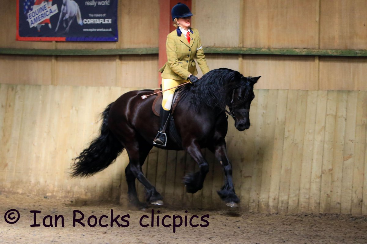 clicpics tweet media