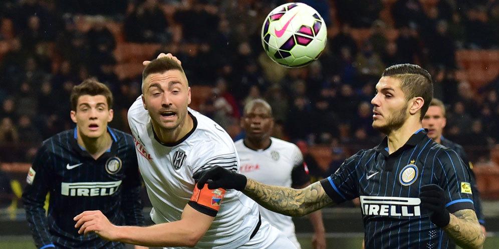 Bolanet's tweet photo. [Review] http://t.co/Mj9erNV2ly | Inter Gagal Menang Kontra Cesena http://t.co/1c1yrzE7LX