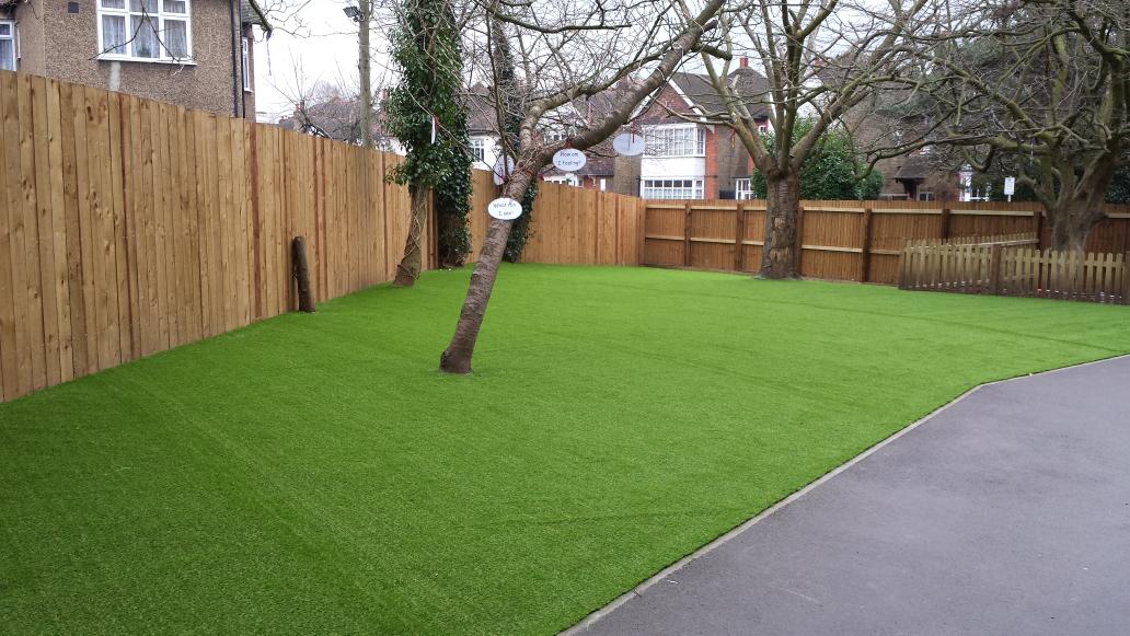 #artificial turf install completed in a weekend at Harris Academy Primary. Thanks <a href="/Easigrass/">Easigrass</a> for supplying the turf.