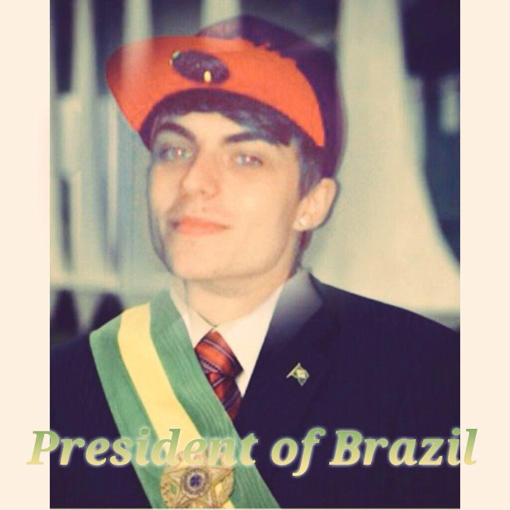 StylesSra69's tweet image. VOTE @DylanCollins95 AND @taylorcaniff TO BRAZIL MORE WONDERFUL AND PERFECT .. BRAZIL LOVE YOU  💙💛💚