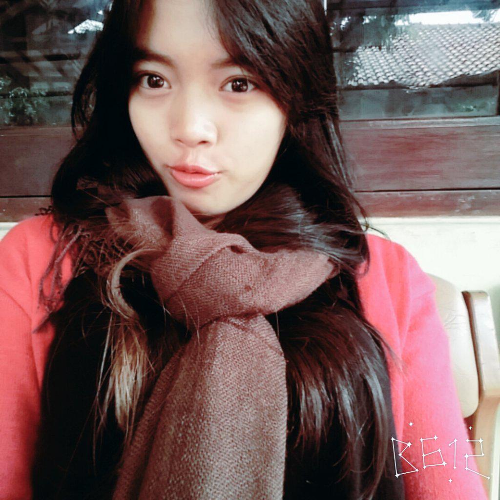 dhewinensih's tweet photo. Akyuuuuu nicch♥ http://t.co/3JZm9qQcGx