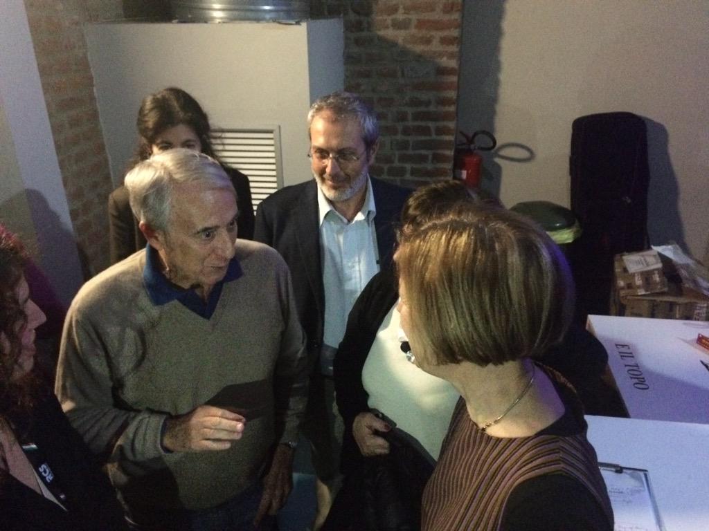 GFrancaviglia's tweet photo. @giulianopisapia e #HelenBoaden #backstage #meetboaden @RadioCityMilano #RadioCityMilano http://t.co/OtnunRJ82W