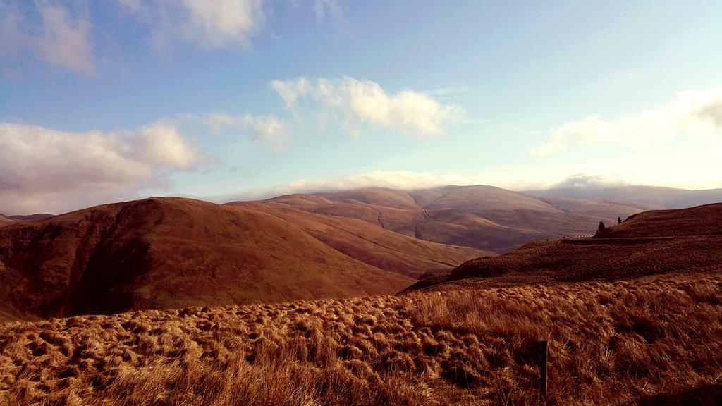 #Breathtakingscenery on our way home from #themightydeerstalker #innerleithen @RatRaceHQ @El_Hutchingo