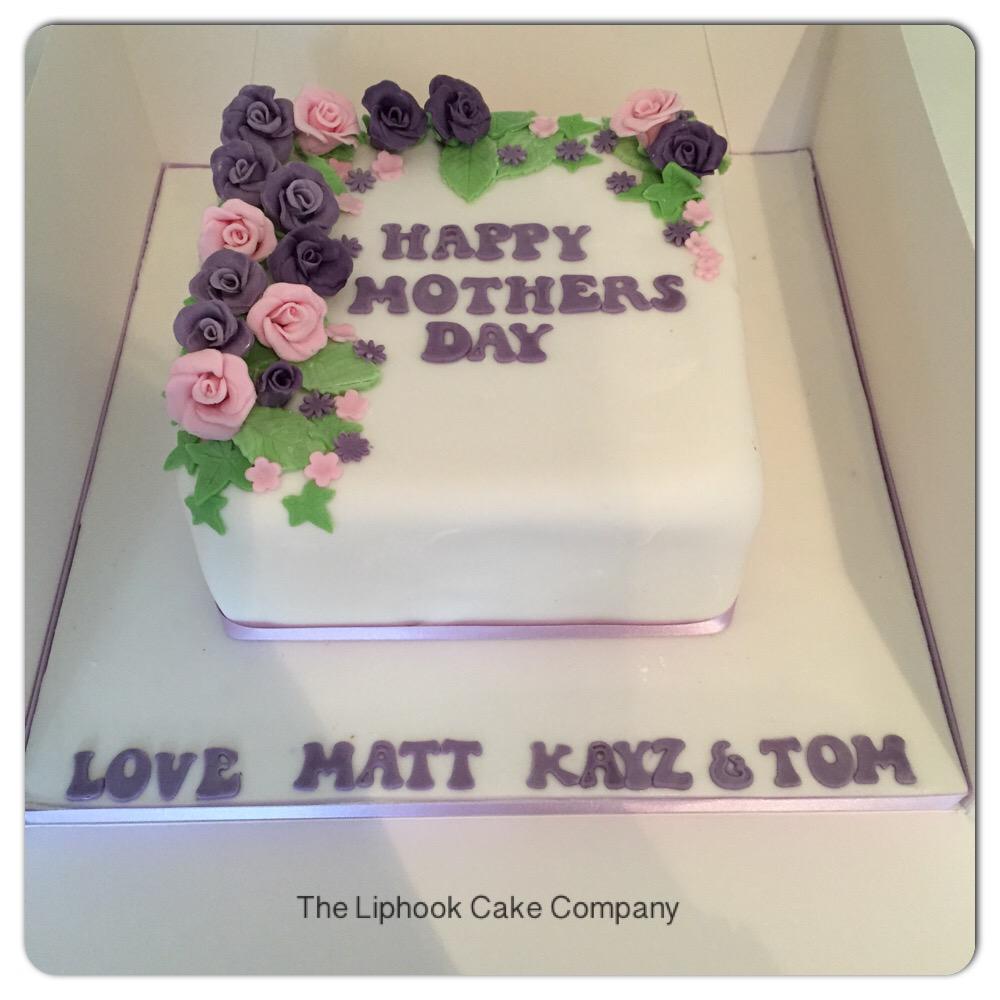 LiphookCakeCo's tweet photo. Hope all the mums that had our cakes enjoyed them and their day! http://t.co/wB8kplhc2f