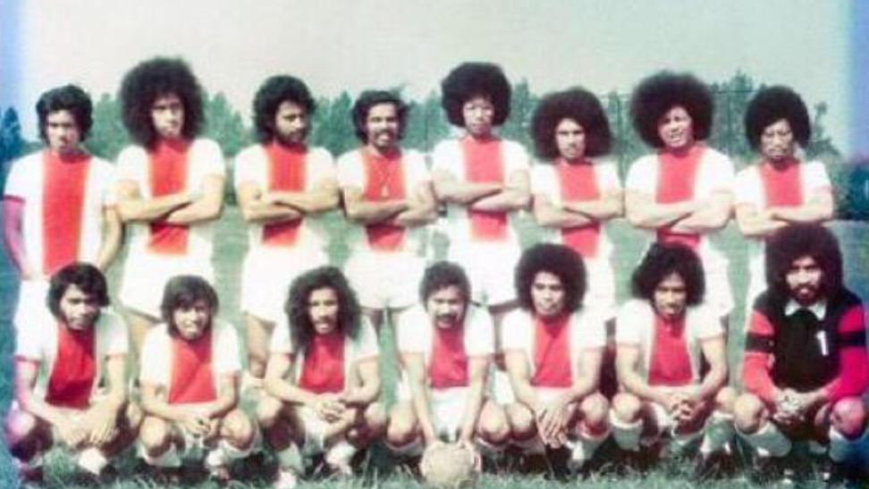 FootballFunnys's tweet photo. Fellaini FC http://t.co/rlJdubZ2Py