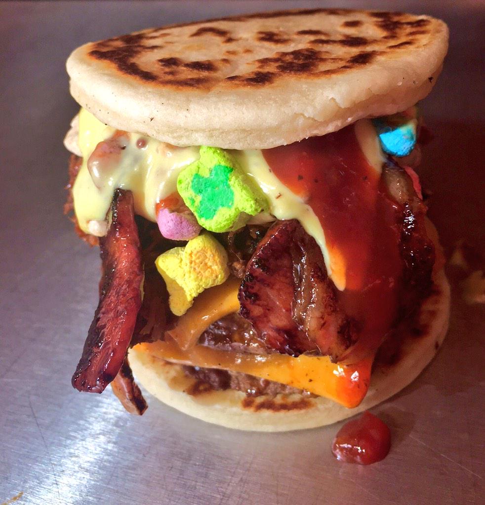 FamousEats tweet picture