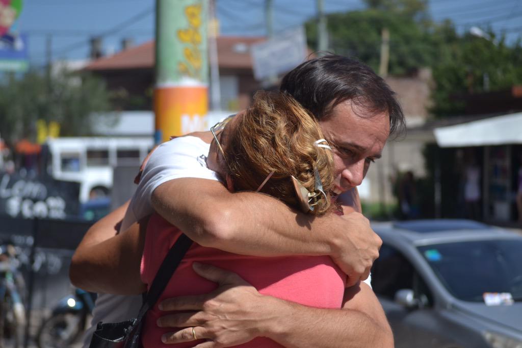sebasneuspiller's tweet photo. Gracias a los vecinos de M.Alberti por recibirme tan bien! @PilarDeTodos @proargentina @mariuvidal http://t.co/S0UMN4JXwd