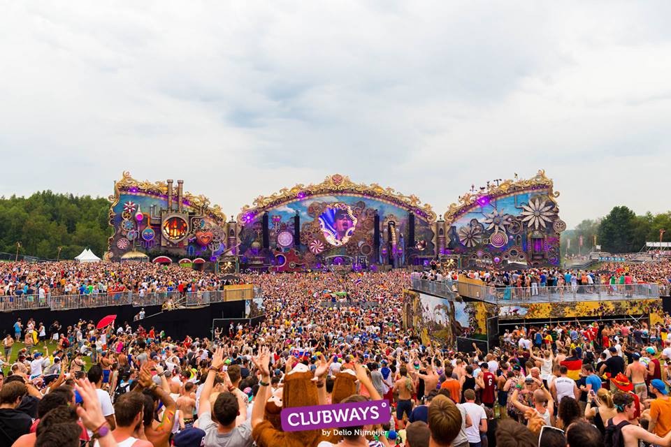 TomorrowlandSPA's tweet photo. Una magen vale más que mil palabras #Tomorrowland http://t.co/pPvQbMMzP2