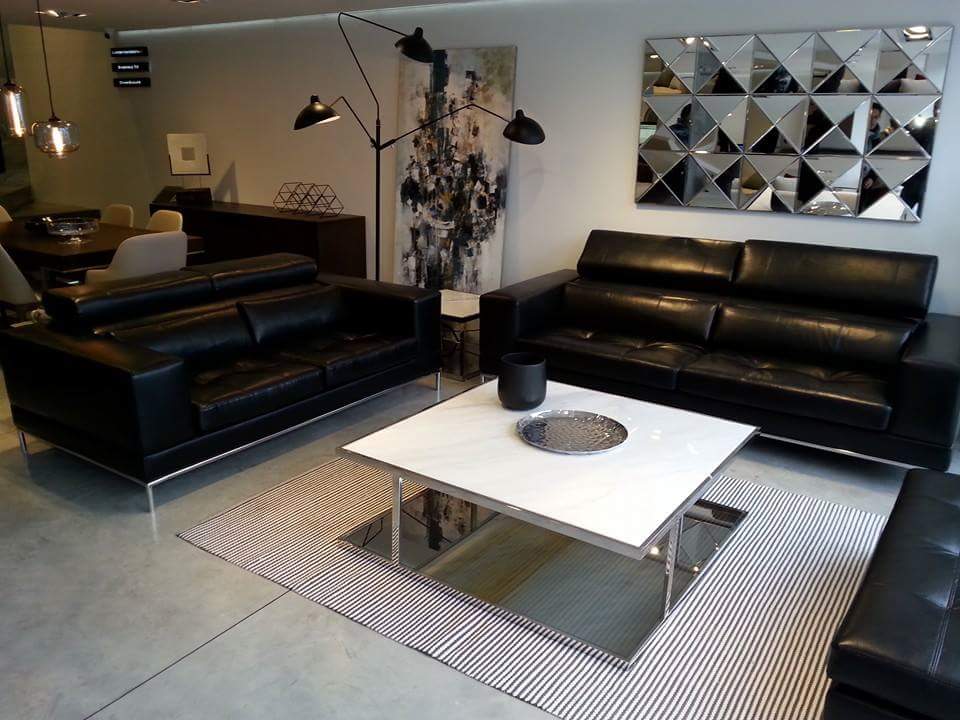 MeublesKarray's tweet image. Show room soukra 
15 av de l uma la soukra 70837752