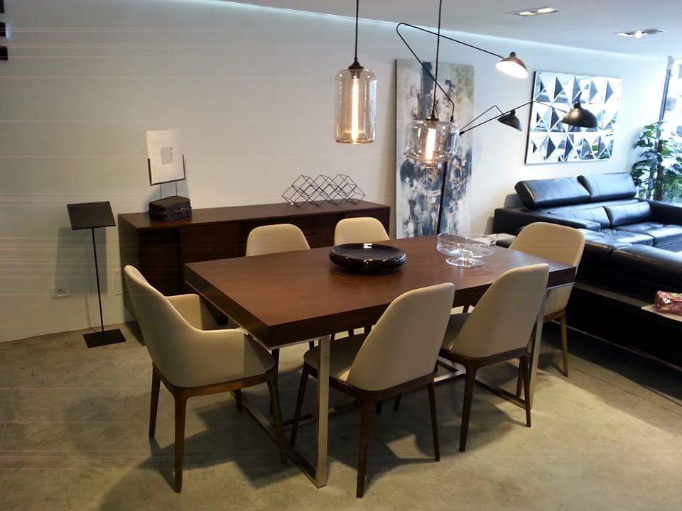 MeublesKarray's tweet image. Show room soukra 
15 av de l uma la soukra 70837752