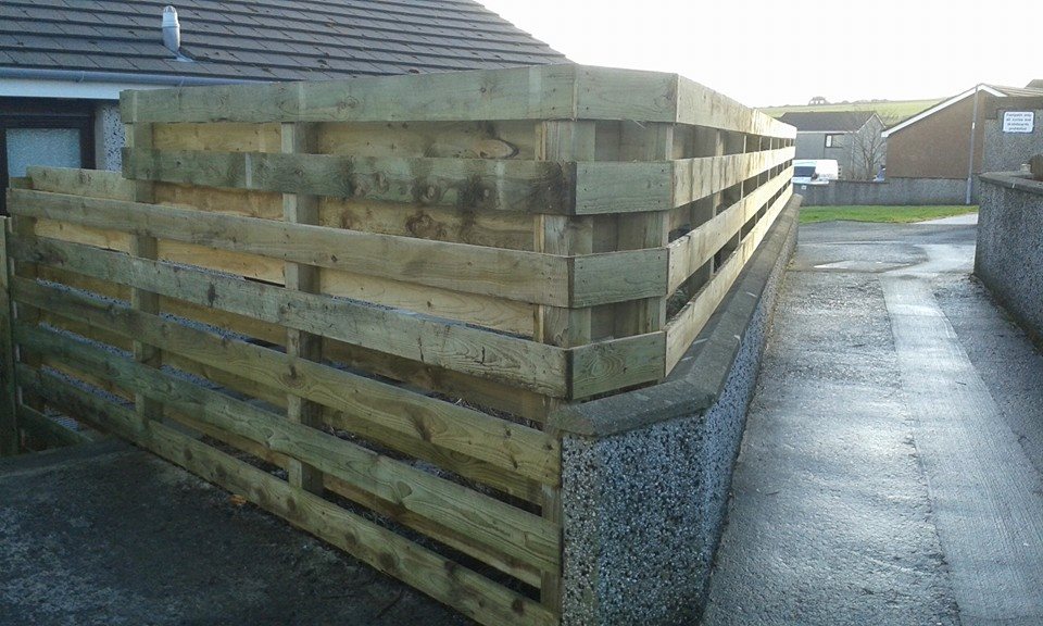 agmjoiner's tweet photo. fence been working on all finished http://t.co/FX5yLnQ6Ca