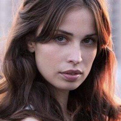 PoldarkReturns's tweet photo. Your RT's are most welcome and greatly appreciated! #ThePoldarkRP http://t.co/yoVdZ2jp6A