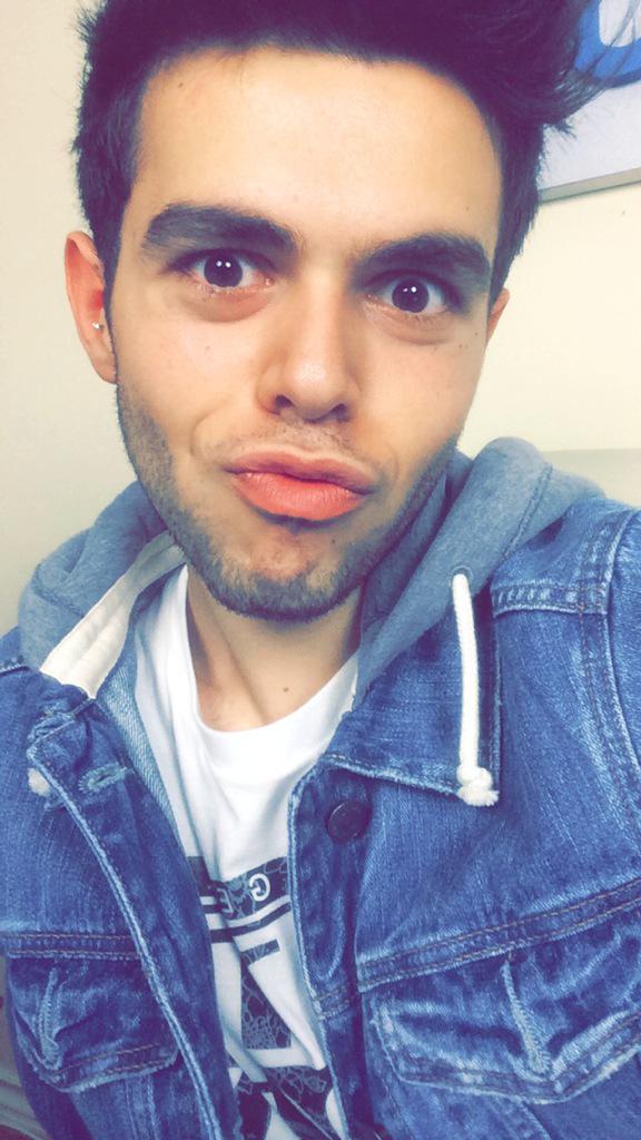 James_Yammouni's tweet photo. All about that pout 😙 http://t.co/eHRqeTUzIi