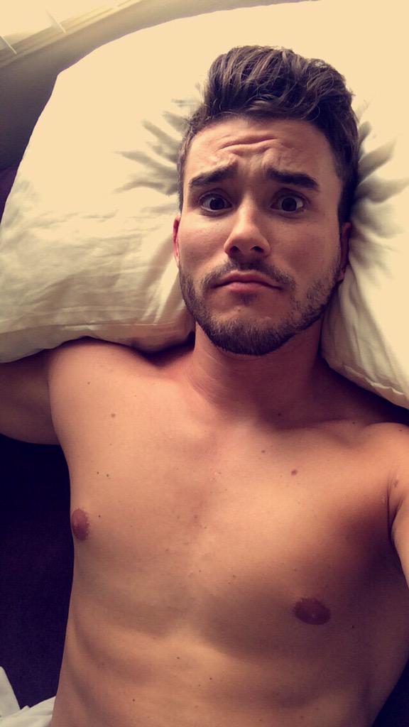 theCondron's tweet image. Does this count as a #SeductiveSunday?