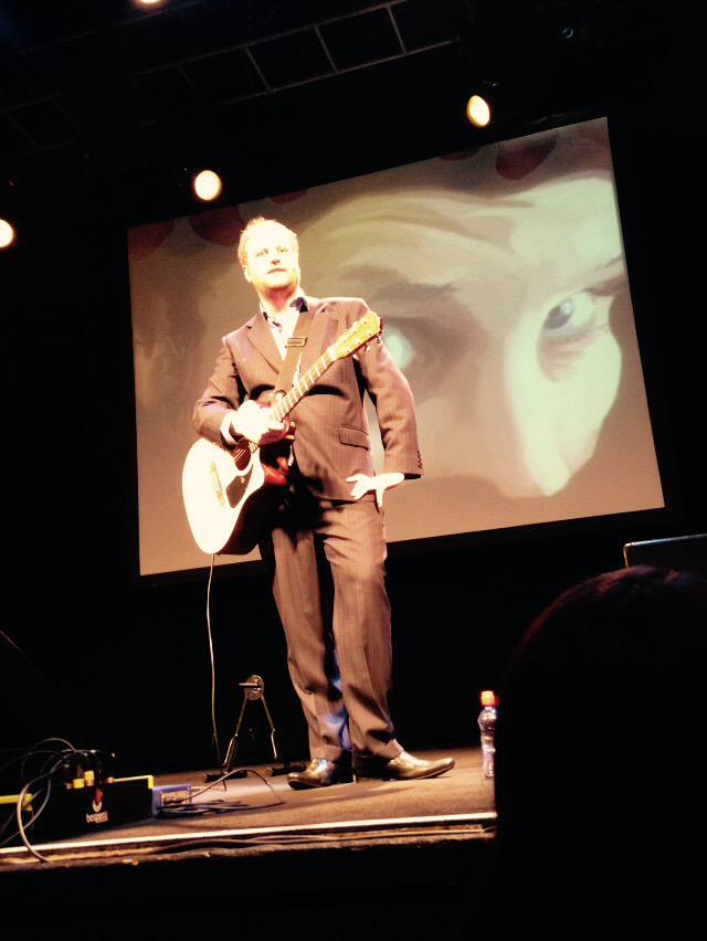 cleere13's tweet photo. @CookeFred enjoyed the show fri night in vicar St #onefunnyman http://t.co/rAp5z0cj7m