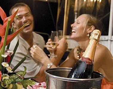 ToursLine's tweet image. Luxury Evening on board of sailing katamaran Aristocat.
tours-line.com/#!aristocat-ev…