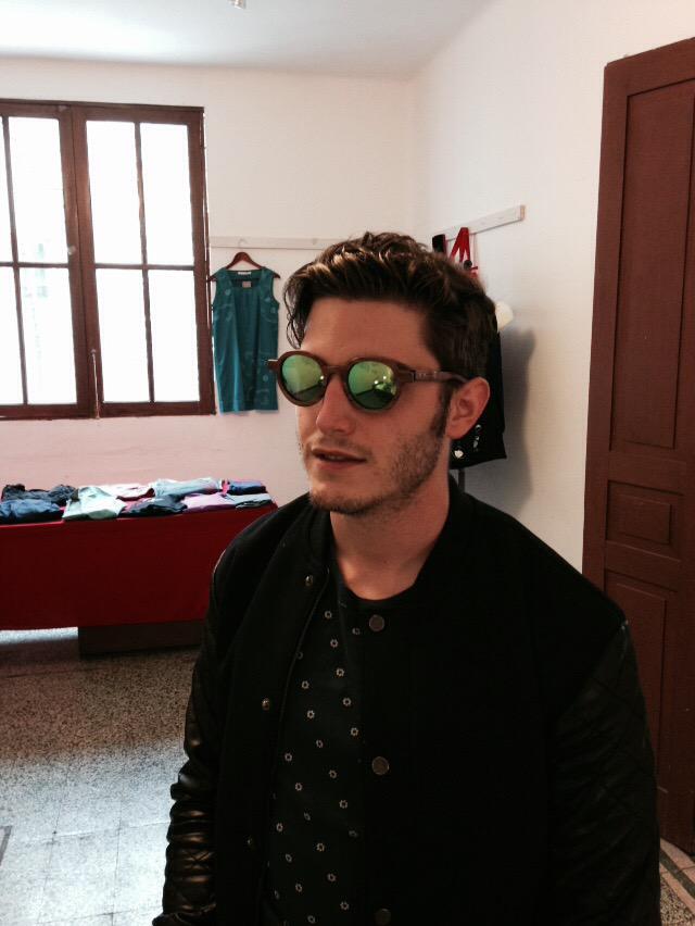 Qué tal los lentes? #JukeMx  <a href="/BazarFUSION/">bazarfusion</a>  @Jukemx  <a href="/joseschnaider/">Jose Schnaider</a>  #CoolHunter Vengan !