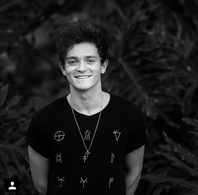 I know it might be too late for us all to see this but happy birthday to Connor ball love u in a million xoxoxoxoxoxo 