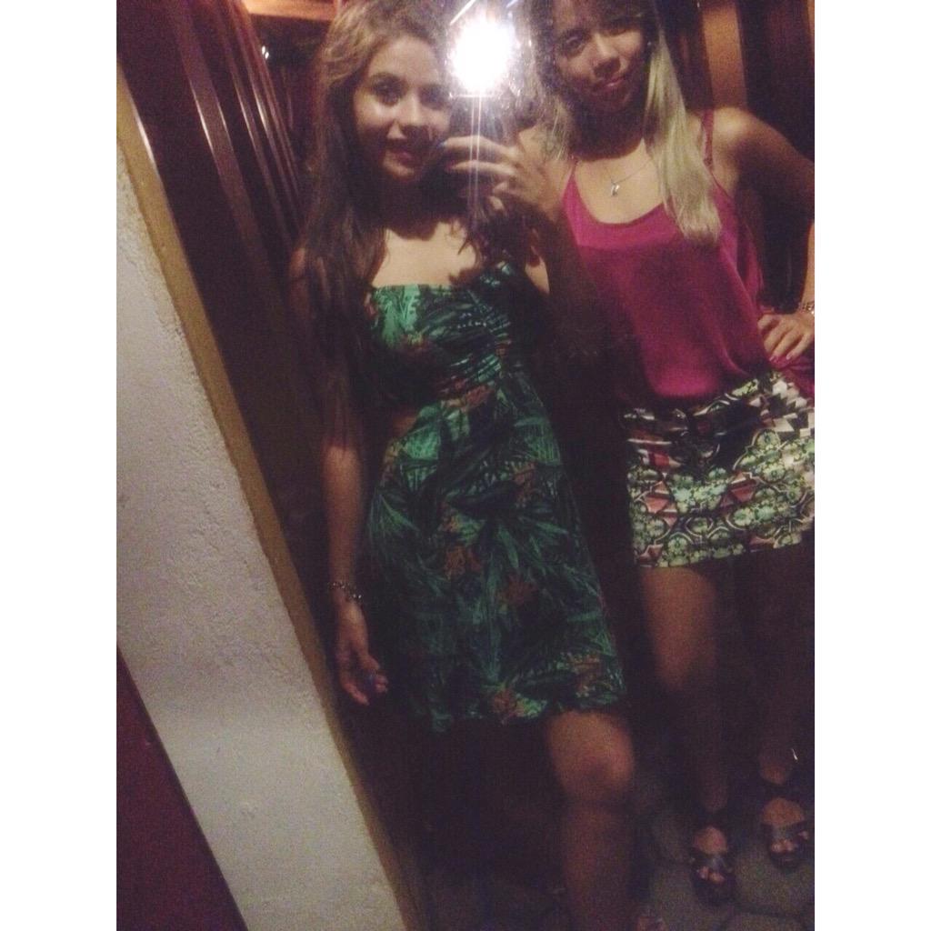 luisaborgis's tweet photo. Essa sintonia que eu tanto amo! ❤️❤️❤️ @loponat http://t.co/iKCYgeFvU5