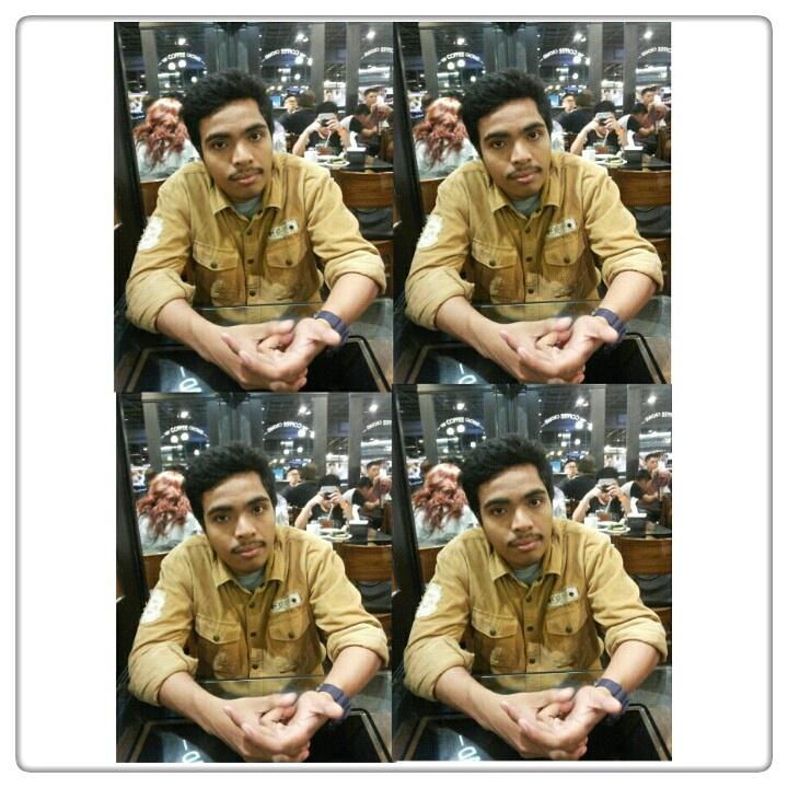 yuliaYP's tweet photo. you always make me smile.iloveyou♥ http://t.co/rFEGtfTv2r