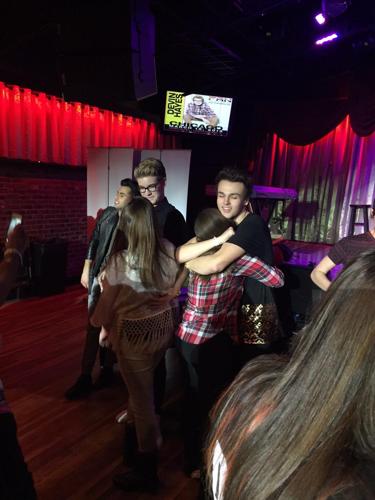 TheFanRave's tweet photo. . @DevinHayes_ and @JonahMarais #FanRaveVIP http://t.co/gUNd1AjZON
