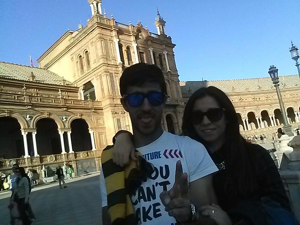 JSanchino's tweet photo. Otro finde para recordar! @Marasisan #goodnight http://t.co/7XzAgVVcd0