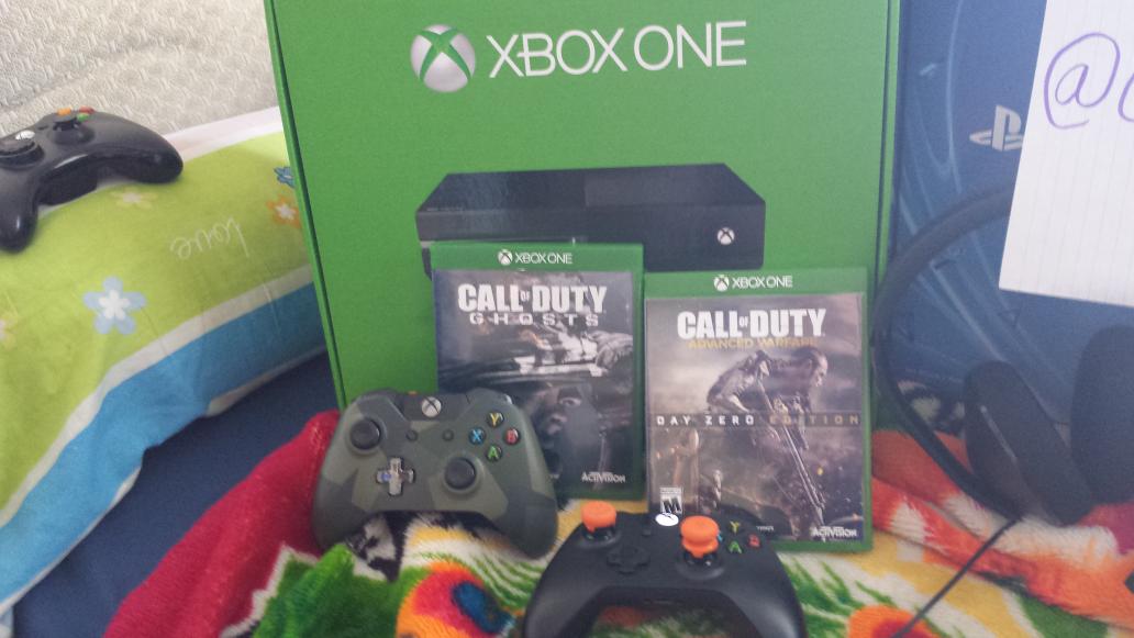 CodUOLT's tweet photo. GIANT GIVEAWAY AT 3K FOLLOWERS. RT, FAV, AND FOLLOW. WILL BE PICKING SOMEONE AT RANDOM http://t.co/q3T7Cfw1aZ