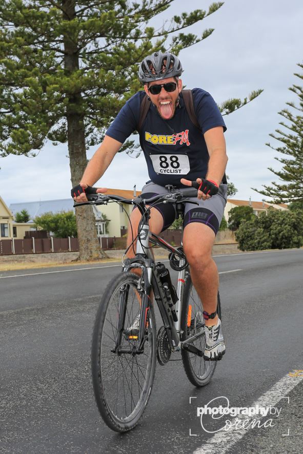 biggsintweets's tweet photo. My #TremainsTriathlon photo in @HawkesBay_NZ ...says at least 1000 words? Check out the @010Gear shorts too! #Geek http://t.co/bSeUZsbcri