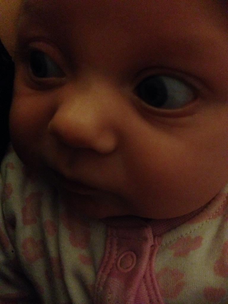 HenmanStacey's tweet photo. #blueeyes http://t.co/9g3E1nCh3a