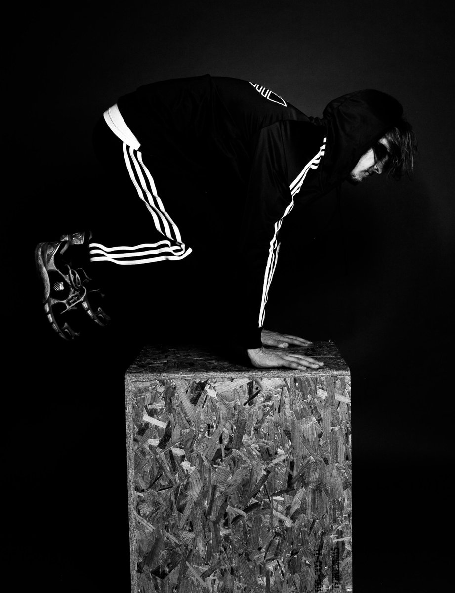 ArthurVerron's tweet photo. Some great sport fashion shots made by @abipricex! Lovely to have worked with you! #photography #fashion http://t.co/goVY9QH343