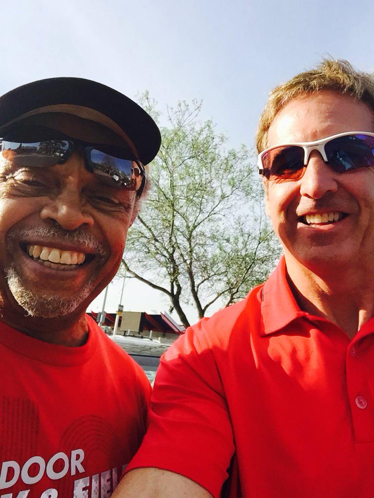 BradMurrayGroup's tweet photo. Dr Don Cheek- world record holder in 100 meter masters. #newconsultant #zeal #zurvita @ZealbyZurvita http://t.co/roAJfkWSim
