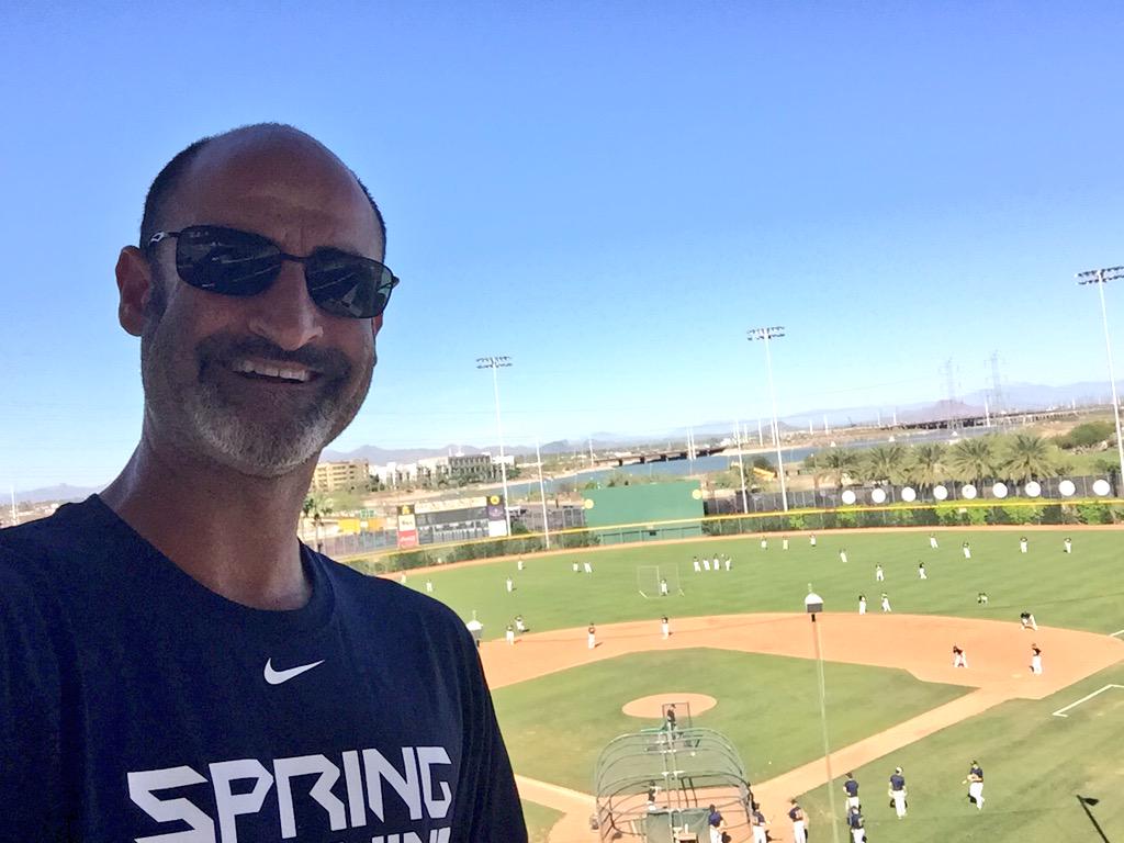 BrodyismeFriend's tweet photo. Welcome to 1989! #ArizonaStateBaseball Recruited for power arm. Coached 1st base, graduated w/a 2.52 GPA & 4.96 ERA. http://t.co/lGnuB15dWp
