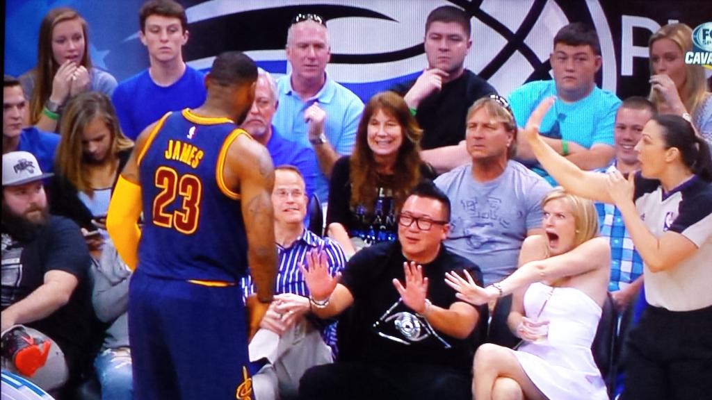 CALbKEKU8AA0aj5.jpg:large