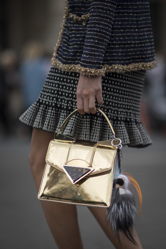 waysify's tweet photo. The Accessories At PFW Were On Fleek #PFW @HuffPostStyle
http://t.co/HNuwxsRLuP http://t.co/GpfNRCFgLj