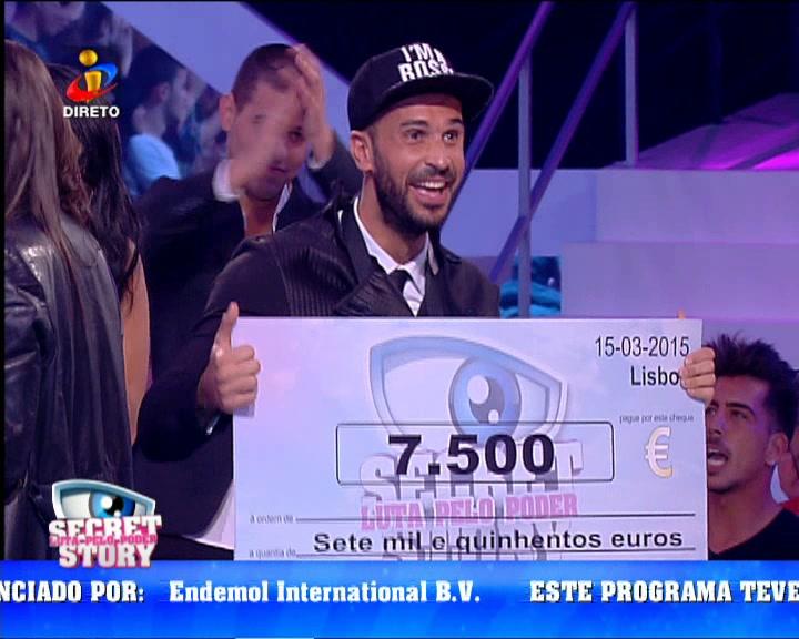sstvi's tweet photo. #sslutapelopoder #BRUNOss5 sagra-se o Grande Vencedor do Secret Story: Luta pelo Poder!
http://t.co/6hMJFbHxva http://t.co/WSZSJJCaIU
