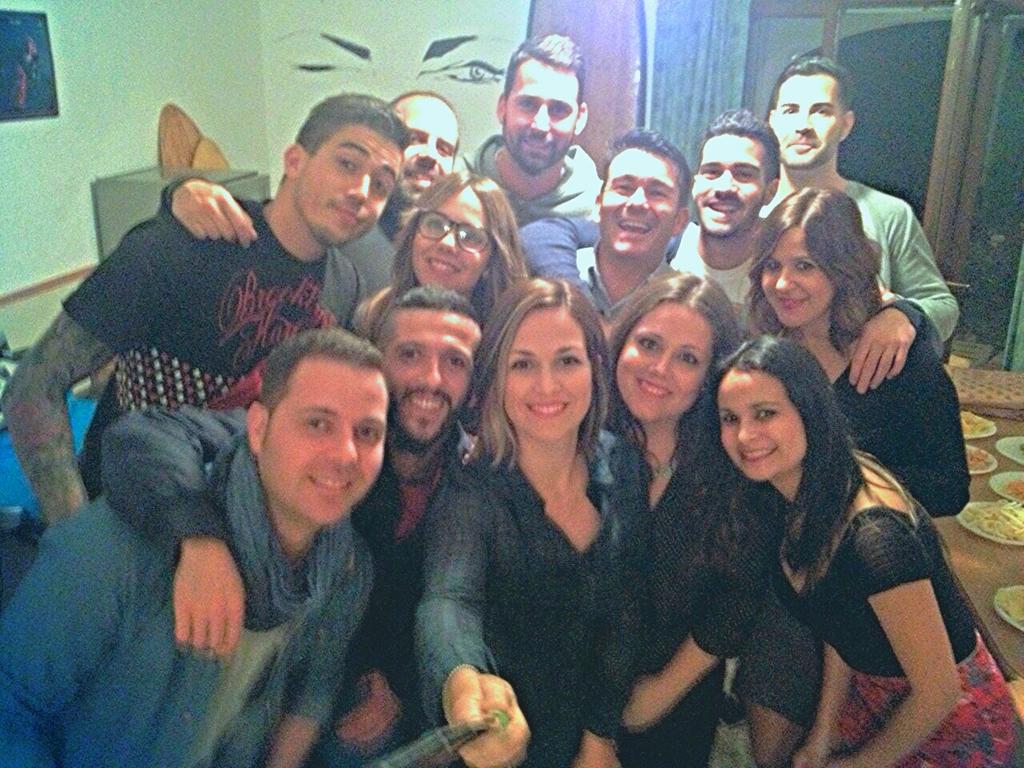 _meryflowers's tweet photo. Fines de semana de celebraciones cumpleañeras!!! #amigos #familia #risas #sorpresas http://t.co/fWRGhmBxdr