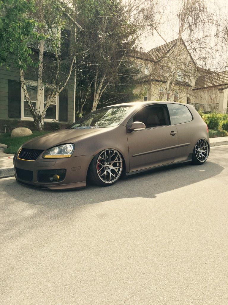 vaderwerks's tweet photo. @MRinggold12 mkv wrapped in a matte brown metallic. http://t.co/weYbWMgyTH