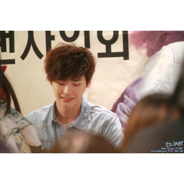 PinocchioPH's tweet photo. น่ารัก 종석아 보고싶어요 ㅅㅅ jongsuk0206 😍😍
.
.
#LeeJongSuk #이종석 #ActorKorea #DramaKorea #Kpop #topmodel #SupperModel #Wellm… http://t.co/0x7sGIRJ5r