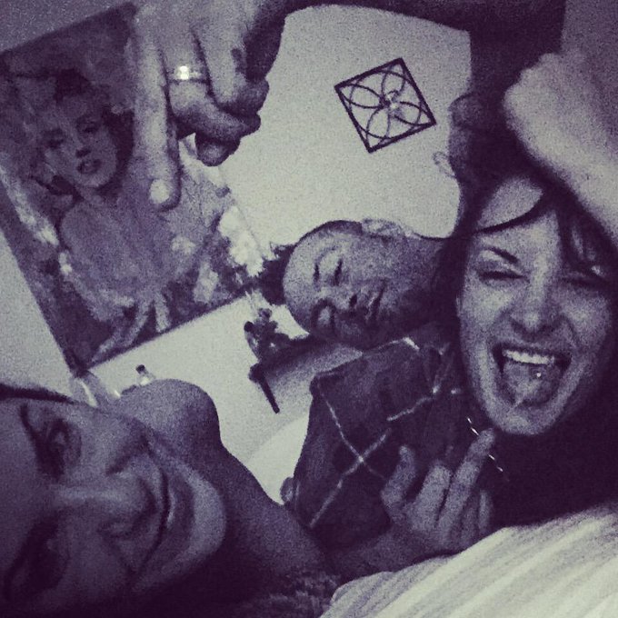 Bedtime madness!! 😝💋😁🙌👊 @samrivers @clubalektrablue http://t.co/ZdozGWQ4Ne<a class="tags" target="_blank" title="On Twitter" href="/?out=eyJ0eXAiOiJKV1QiLCJhbGciOiJIUzUxMiJ9.eyJpYXQiOjE3MjQ1NjEzMDcsImlzcyI6InR3cG9ybnN0YXJzLmNvbSIsIm5iZiI6MTcyNDU2MTMwNywiZXhwIjoxNzU2MDk3MzA3LCJyZWRpcmVjdF91cmwiOiJodHRwczovL3R3aXR0ZXIuY29tL3NhbXJpdmVycyJ9.sgqzuTF5l_hJt_XVOiTNL0OBqsOp22GhBnDzjyqFOyqHTjVX_xkOXnkFHdgF0L4WgIMvdwHeSGKYVtAJbdrqBw">@samrivers</a><a class="tags" target="_blank" title="On Twitter" href="/?out=eyJ0eXAiOiJKV1QiLCJhbGciOiJIUzUxMiJ9.eyJpYXQiOjE3MjQ1NjEzMDcsImlzcyI6InR3cG9ybnN0YXJzLmNvbSIsIm5iZiI6MTcyNDU2MTMwNywiZXhwIjoxNzU2MDk3MzA3LCJyZWRpcmVjdF91cmwiOiJodHRwczovL3R3aXR0ZXIuY29tL2NsdWJhbGVrdHJhYmx1ZSJ9.7DkdhRnu8VYvvZlQjc5UlyRscLCCCPVE-McXRSB2sDFSBxz_AcjaU-kqdjl_V-0UGxSD9qOFAyxxnUtcb6GCVQ">@clubalektrablue</a>