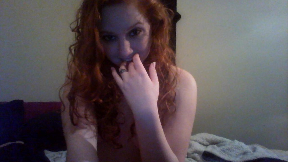 GingerSnapXoXo1's tweet photo. Had a good night on http://t.co/xRTlqm5ZDn  Lots of love to everyone #SluttyPic #GingerGirl #GingerSnap #WebCamModel http://t.co/i9ZXANLmok