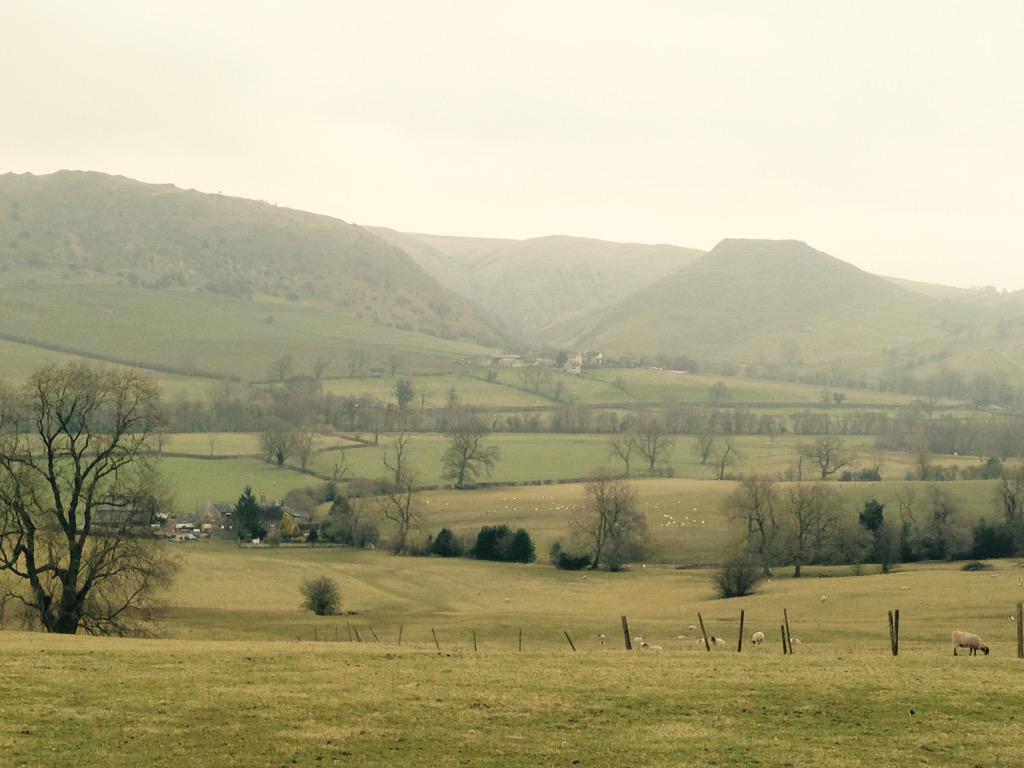 HemstockNick's tweet photo. @SaddleSkedaddle @hfholidays #dovedale rocks, feels like being at home, recce for an hf trip. http://t.co/wi8Ym6dOUJ